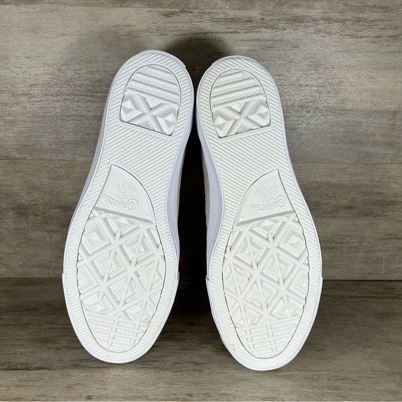 NEW Converse Chuck Taylor All Star OX Leather Sneaker Pale Putty Silver Women 8 - Picture 11 of 13